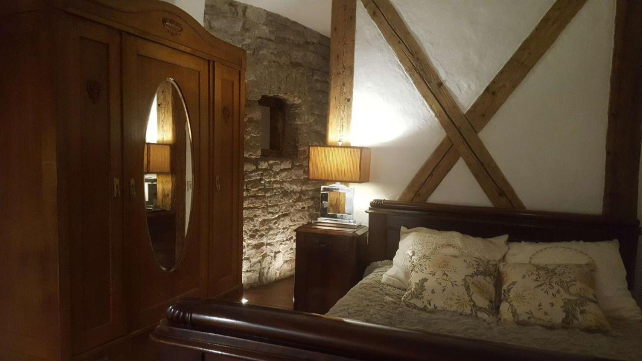 Appartement Cozy Old Town Historic House à Tallinn Extérieur photo